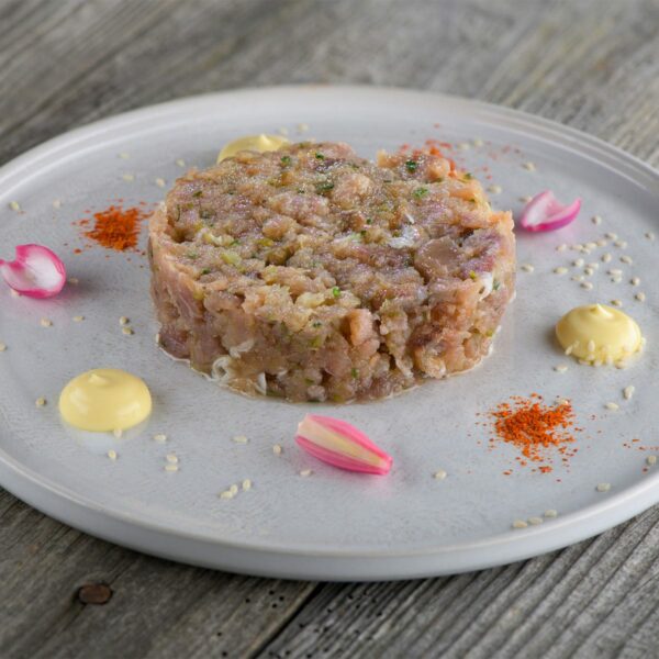 Tartar de atún ahumado Martiko